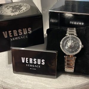 🔥New Versace Versus Silver Women's Watch